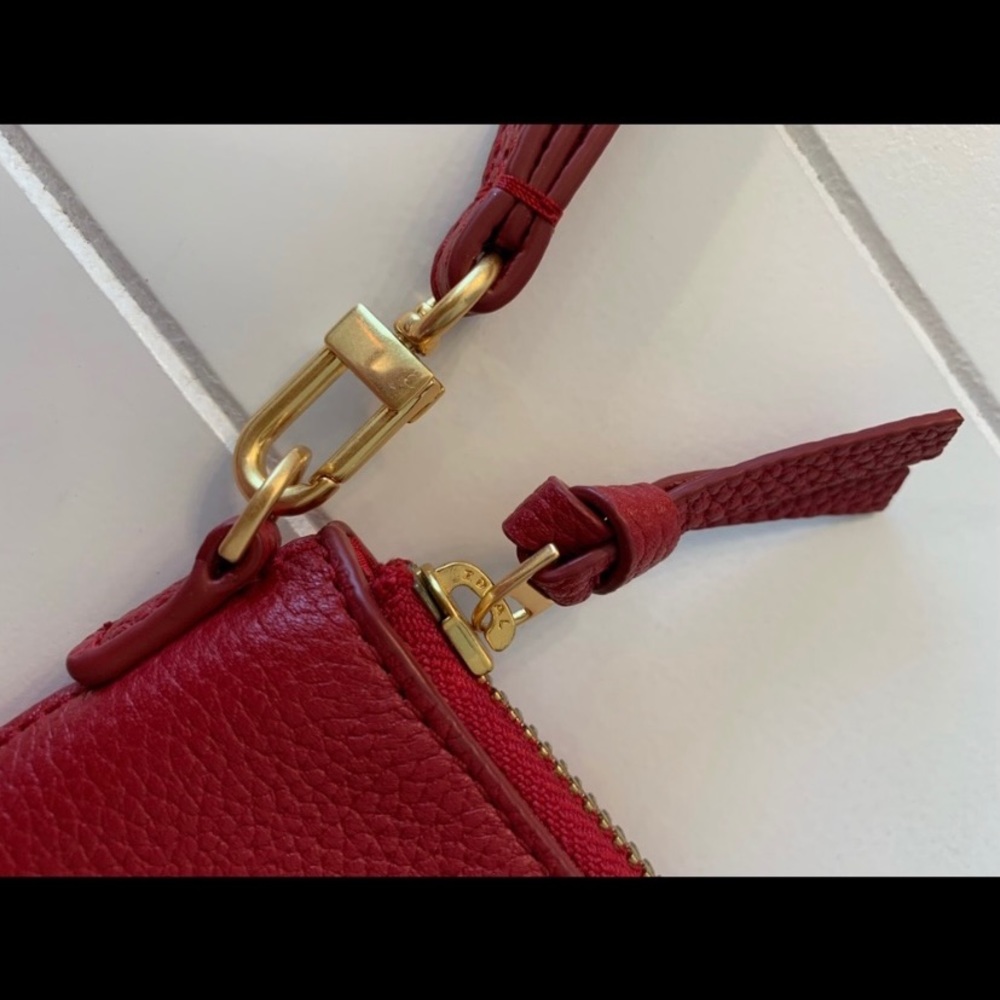 Tory Burch Britten Large Zip Leather pouch wristlet, Redstone color - Picture 9 of 10